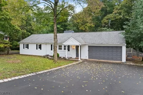 88 Emerson Rd, Somerset, NJ 08873