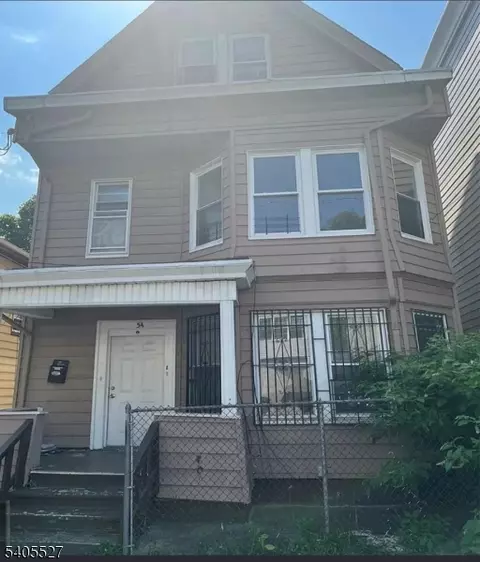 54 N 4th St, Paterson, NJ 07522