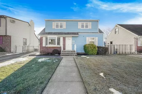 22 Falmouth Ave, Elmwood Park, NJ 07407