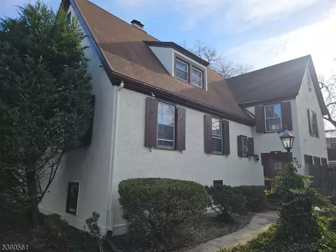 570 Varsity Rd, South Orange Village, NJ 07079