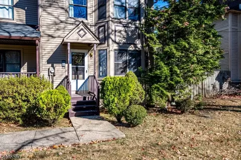 32 Washington Ave, North Plainfield, NJ 07060