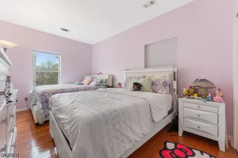 511 Brittany Dr, Wayne, NJ 07470 photo 10