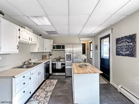 591 Schley Ave, Alpha, NJ 08865 photo 9