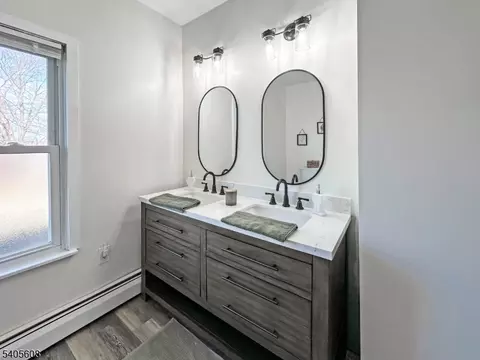 591 Schley Ave, Alpha, NJ 08865 photo 17