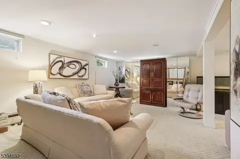 32 Augusta Dr, Wayne, NJ 07470 photo 41