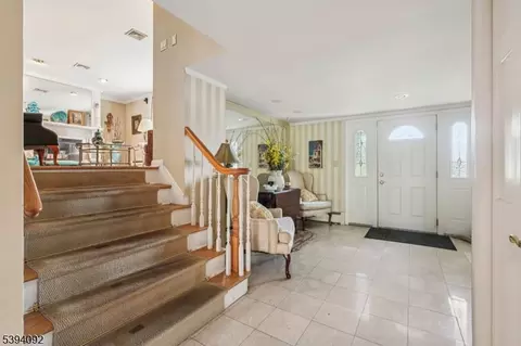32 Augusta Dr, Wayne, NJ 07470 photo 8