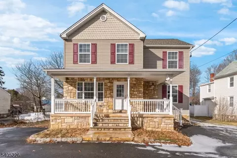 8 Kenvil Ave, Succasunna, NJ 07876