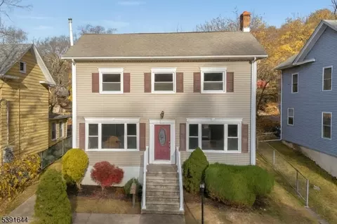 21 E Main St, High Bridge, NJ 08829