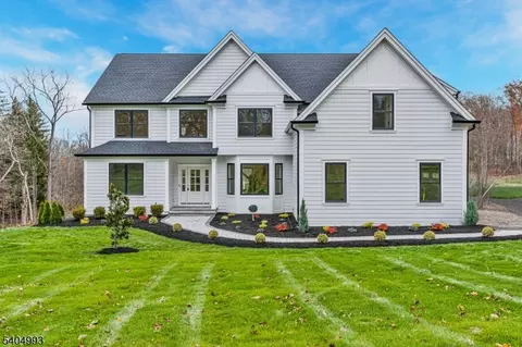 65 Old Forge Rd, Millington, NJ 07946