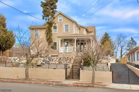 234 Holmes St, Belleville, NJ 07109