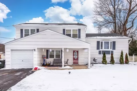 14 Bordeaux Dr, Flanders, NJ 07836