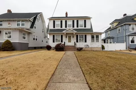 142 W Gibbons St, Linden, NJ 07036