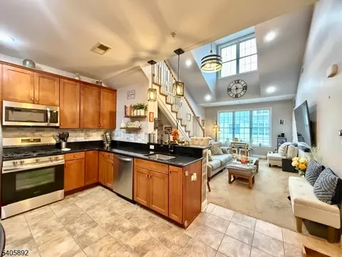 6409 Brookhaven Ct #6409, Riverdale, NJ 07457