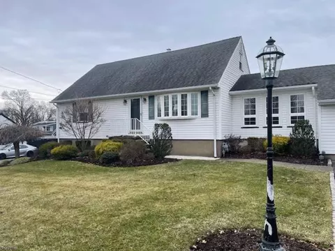 339 Boyle Ave, Totowa, NJ 07512