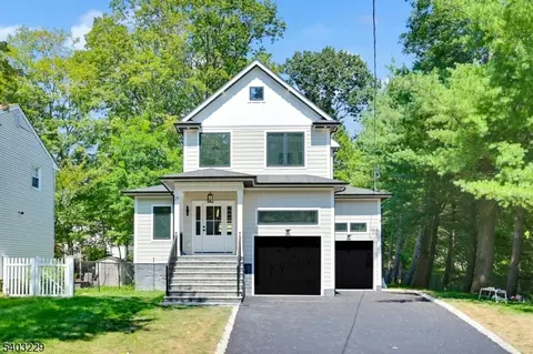 25 Wardell Rd, Livingston, NJ 07039