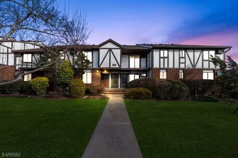 69 Farm Rd, Hillsborough, NJ 08844
