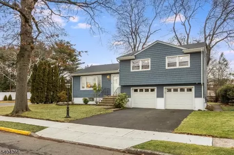 34 Skyview Rd, Bloomfield, NJ 07003