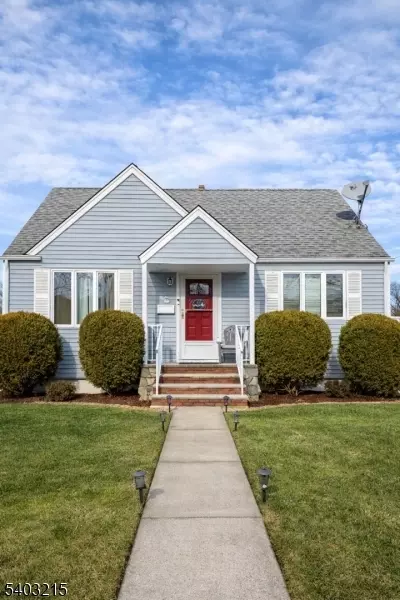 62 Sycamore Dr, Belleville, NJ 07109