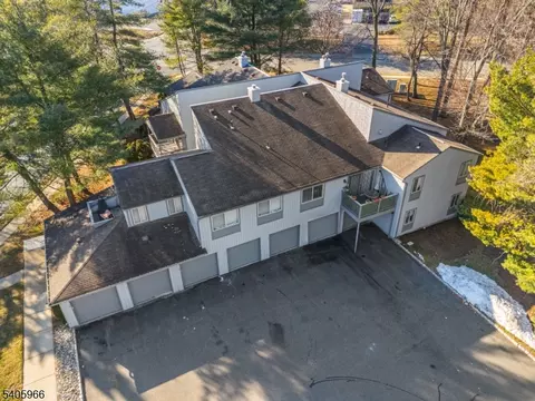 7 Drake Ln #7, Ledgewood, NJ 07852