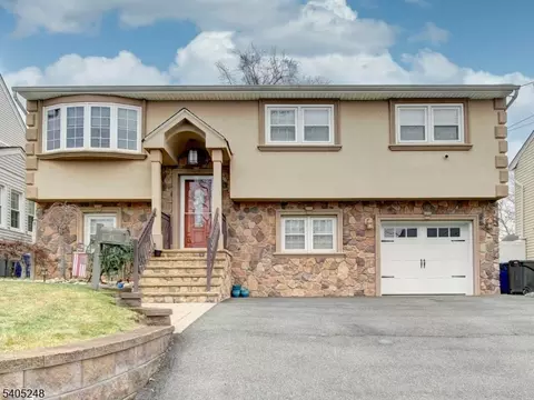 64 Arthur Ter, Kenilworth, NJ 07033