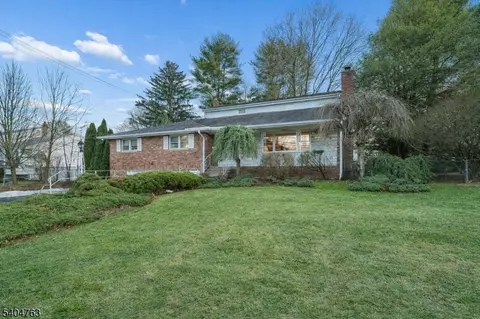188 E Mount Pleasant Ave, Livingston, NJ 07039