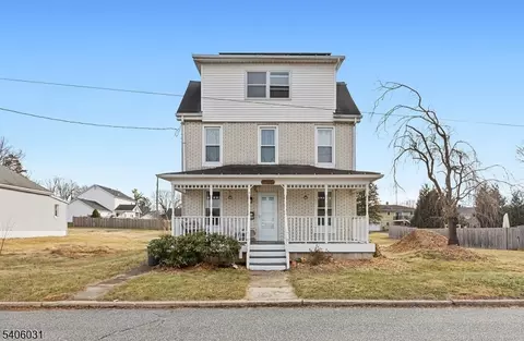 826 Sigsbee Ave, Phillipsburg, NJ 08865