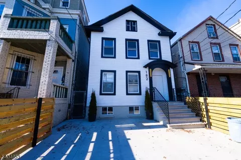 182 Summer Ave, Newark, NJ 07104