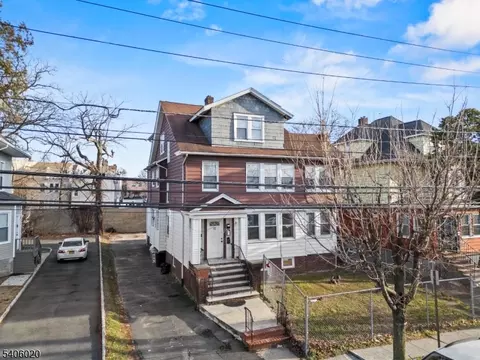 92 Harrison Pl, Irvington, NJ 07111