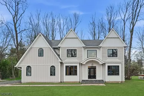3 Parker Ct, Florham Park, NJ 07932
