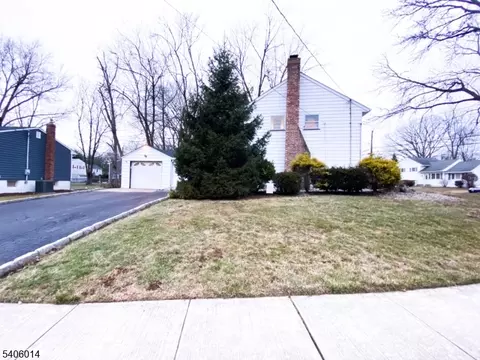 14 Pine St, Edison, NJ 08817 photo 4