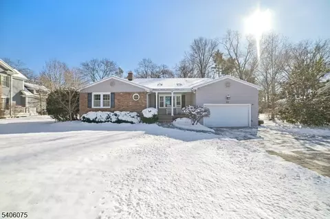 70 Noe Ave, Madison, NJ 07940