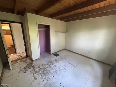 Bedroom - 10 Summit Dr, Wantage, NJ 07461 photo 2 of 2