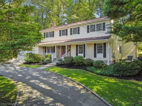 82 Central Ave, New Providence, NJ 07974