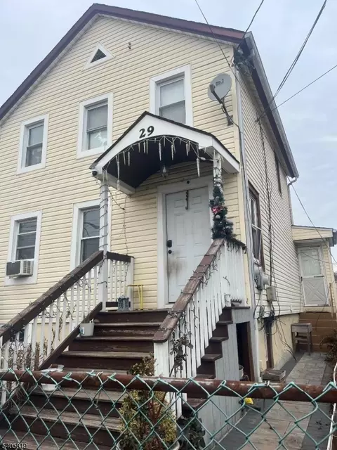 29 White St, West Orange, NJ 07052