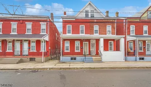 21 Short St, Trenton, NJ 08618