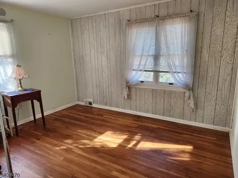 211 Denver Rd, Paramus, NJ 07652 photo 11