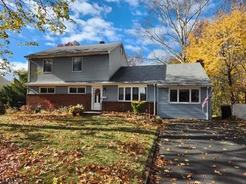 211 Denver Rd, Paramus, NJ 07652 photo 2