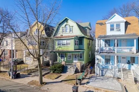 199 Hollywood Ave #1, East Orange, NJ 07018