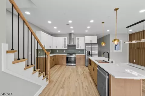 404 Washington St, Perth Amboy, NJ 08861
