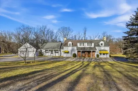309 North Rd, Chester Twp, NJ 07930