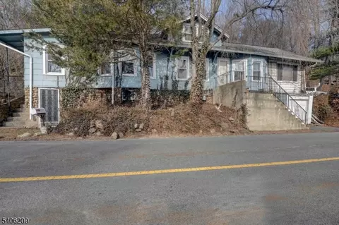 62 Pine Brook Rd, Lincoln Park, NJ 07035