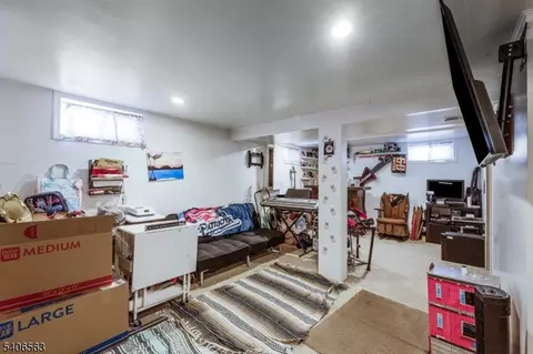 101 Lorraine Ave, Middlesex, NJ 08846 photo 18