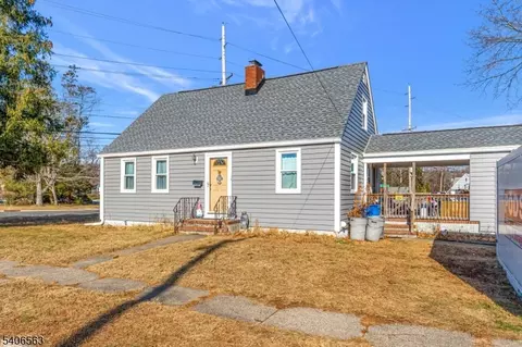 101 Lorraine Ave, Middlesex, NJ 08846 photo 3