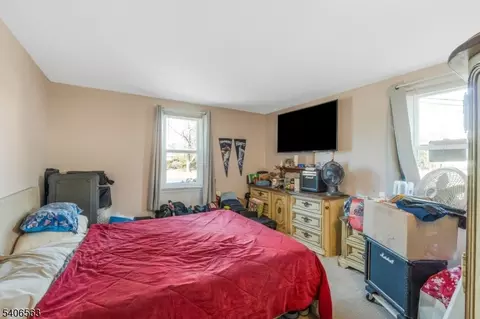 101 Lorraine Ave, Middlesex, NJ 08846 photo 12