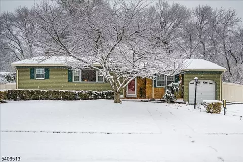 108 Elizabethtown Ct, South Plainfield, NJ 07080