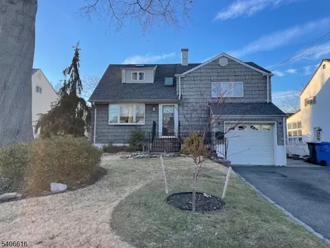 189 Mcfarlane Rd, Colonia, NJ 07067