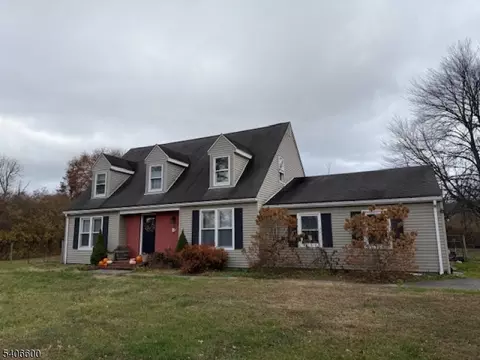 6 Vail Rd, Columbia, NJ 07832
