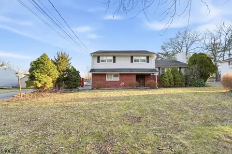 15 Ridge Rd, Parsippany, NJ 07054