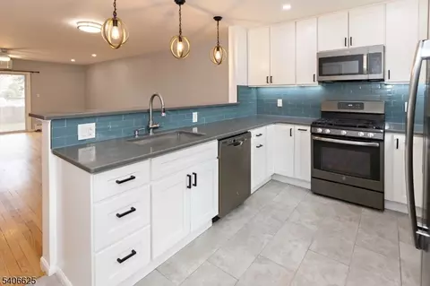 320 S Morristown #F, Morristown, NJ 07960