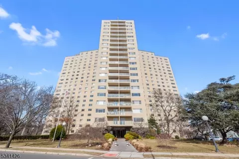 377 S Harrison St #9G, East Orange, NJ 07018